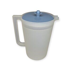 Tupperware Push Button Sealed Sheer Pitcher w/Blue Lid 1 Gallon 1416-4